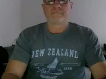 petites_perles – webcam model profile photo Image 12