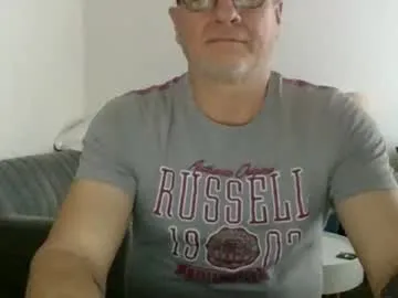 petites_perles – webcam model profile photo Image 14