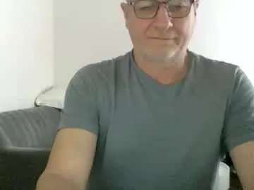 petites_perles – webcam model profile photo Image 17