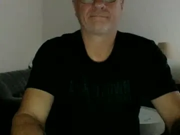 petites_perles – webcam model profile photo Image 5