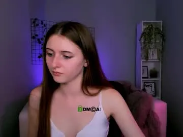 petites_perles – webcam model profile photo Image 14