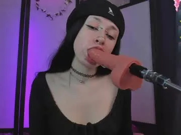 sleepyrue – webcam model profile photo Image 11