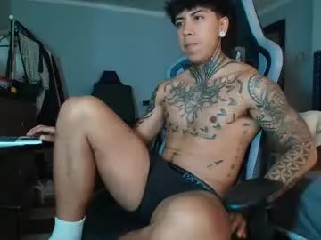 qsstess – webcam model profile photo Image 12