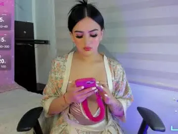 senigrandeee – webcam model profile photo Image 19