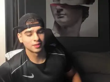 honey_pinkgreen – webcam model profile photo Image 14