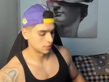 honey_pinkgreen – webcam model profile photo Image 3