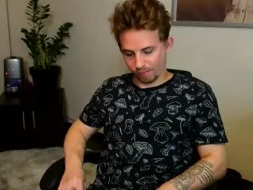 burnletitallburn – webcam model profile photo Image 9