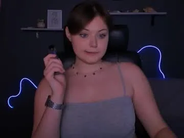 haiiry_girl18 – webcam model profile photo Image 14