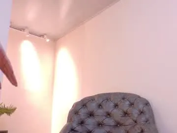 sexynicol69 – webcam model profile photo Image 6