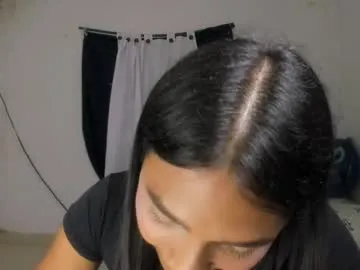 sexy_hot_friends_ – webcam model profile photo Image 13