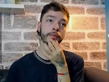 karlenegries – webcam model profile photo Image 13