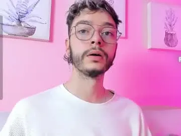 karlenegries – webcam model profile photo Image 9