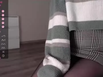 alisoon_moon – webcam model profile photo Image 14