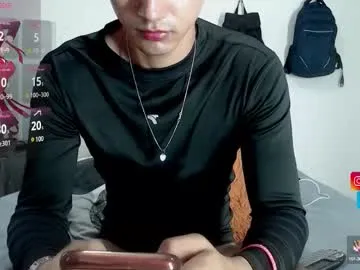 pinkypuppa – webcam model profile photo Image 3