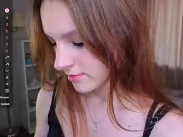 kira_briis – webcam model profile photo Image 13