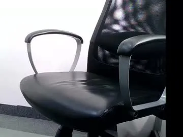 little_sharol – webcam model profile photo Image 4