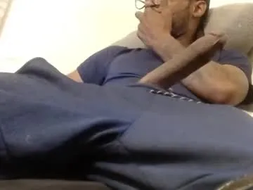 luckaisha – webcam model profile photo Image 11