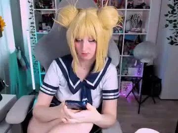 blue_bow – webcam model profile photo Image 6