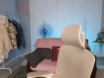 miamontoya – webcam model profile photo Image 4