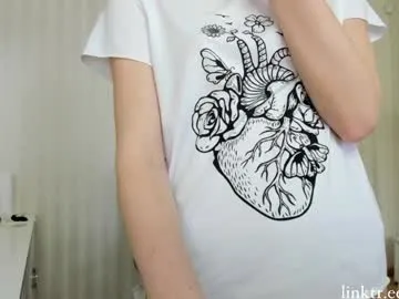 pinkncrazy – webcam model profile photo Image 9