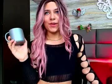 pinkypuppa – webcam model profile photo Image 3