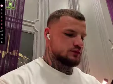 iminako – webcam model profile photo Image 11