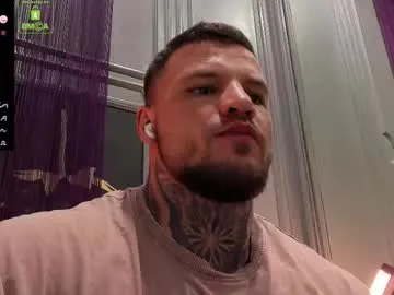 iminako – webcam model profile photo Image 4