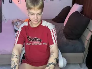 vanandjuani – webcam model profile photo Image 17