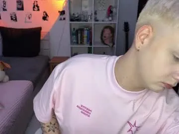 vanandjuani – webcam model profile photo Image 18