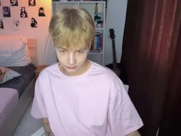 vanandjuani – webcam model profile photo Image 9