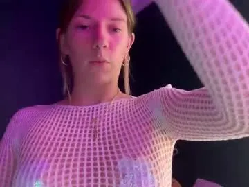 natural_meri_ – webcam model profile photo Image 11