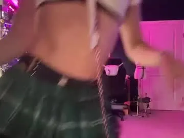 natural_meri_ – webcam model profile photo Image 12