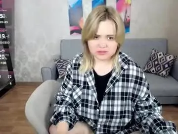 pinkypuppa – webcam model profile photo Image 13