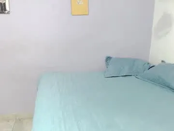 pinkypuppa – webcam model profile photo Image 13