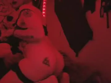 loving_ladies – webcam model profile photo Image 7