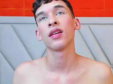 pussy_kat1985 – webcam model profile photo Image 4