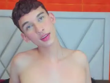 pussy_kat1985 – webcam model profile photo Image 6