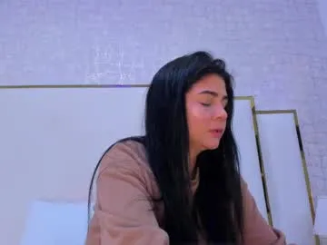 blue_bow – webcam model profile photo Image 15