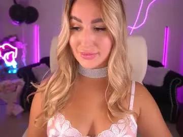 tofummuch – webcam model profile photo Image 11