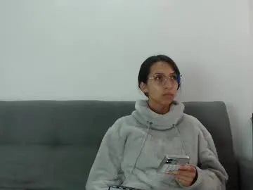 littlejennifer18 – webcam model profile photo Image 12