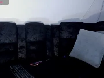 EvelynMills – webcam model profile photo Image 10