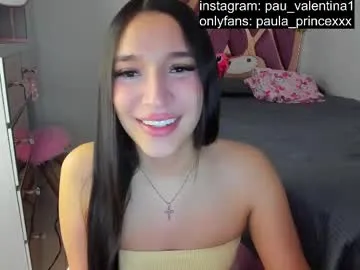 EvelynMills – webcam model profile photo Image 17