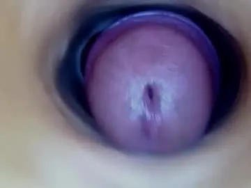 pinkypuppa – webcam model profile photo Image 15