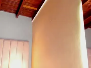 lothlori – webcam model profile photo Image 12