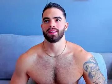 wet_nympho – webcam model profile photo Image 10