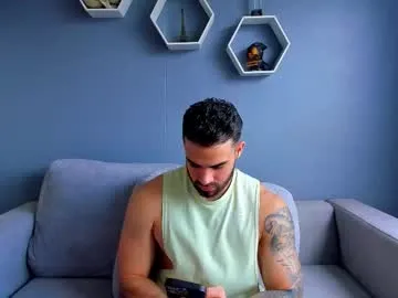 wet_nympho – webcam model profile photo Image 4