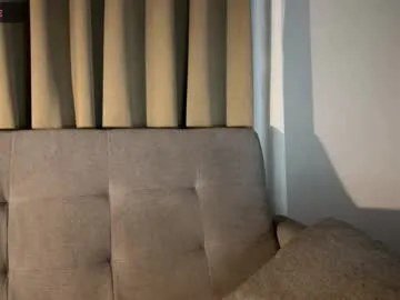 lust_one – webcam model profile photo Image 6