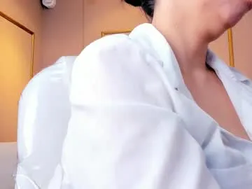 sexxxsirens – webcam model profile photo Image 18