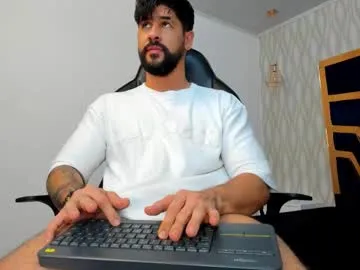 harmony_bigbreasts – webcam model profile photo Image 10