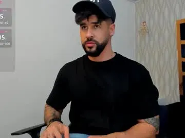 harmony_bigbreasts – webcam model profile photo Image 5